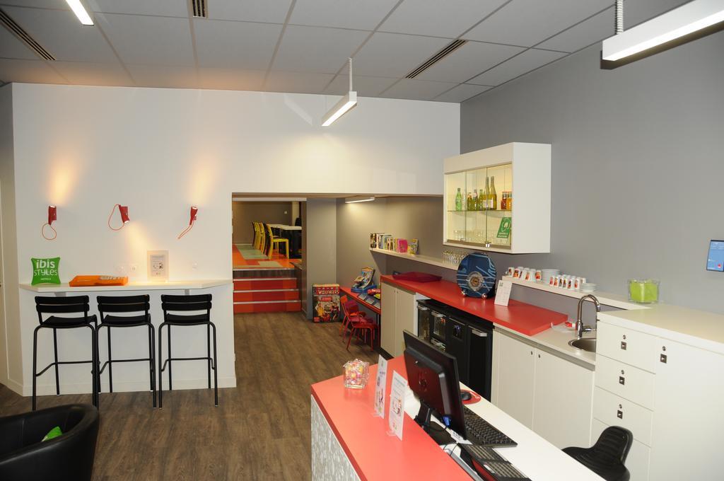 فندق Ibis Styles Chambery Centre Gare المظهر الخارجي الصورة